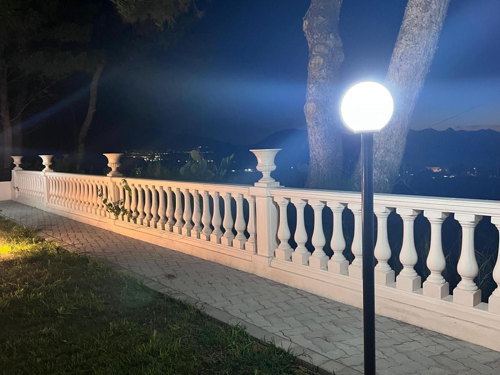 Villa Nunziatella Badia Трапето Екстериор снимка