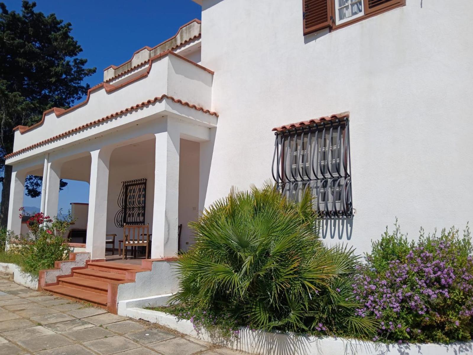 Villa Nunziatella Badia Трапето Стая снимка