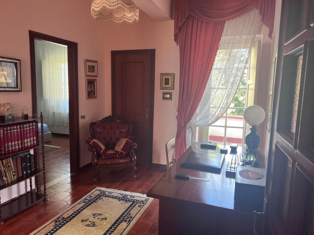 Villa Nunziatella Badia Трапето Стая снимка